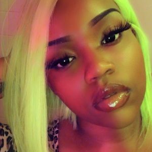 Meet your Posher, Gigi